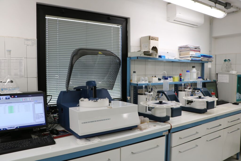 macchinario laboratorio analisi