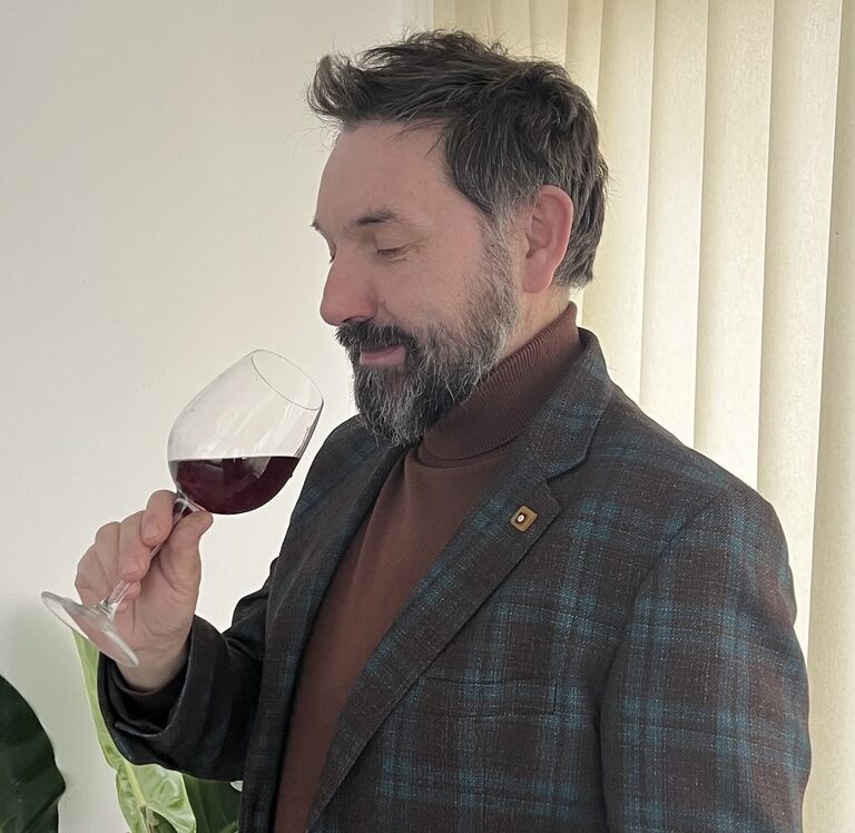 Mirko consulente enologico